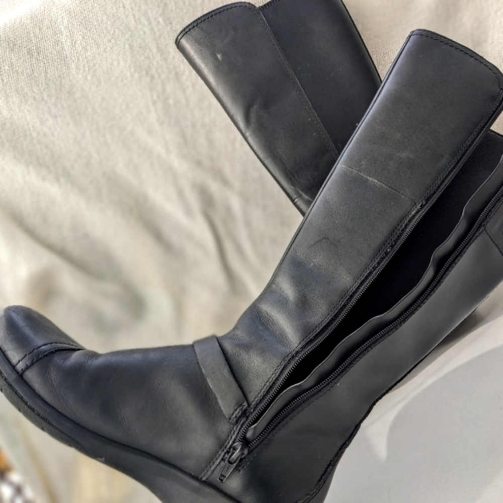 Tall Black Waterproof Leather Boots Clarks Ultimate Comfort Lightly Insulated